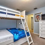 Storey Lake- 5 Bedroom Townhome W- Pool- 1600St