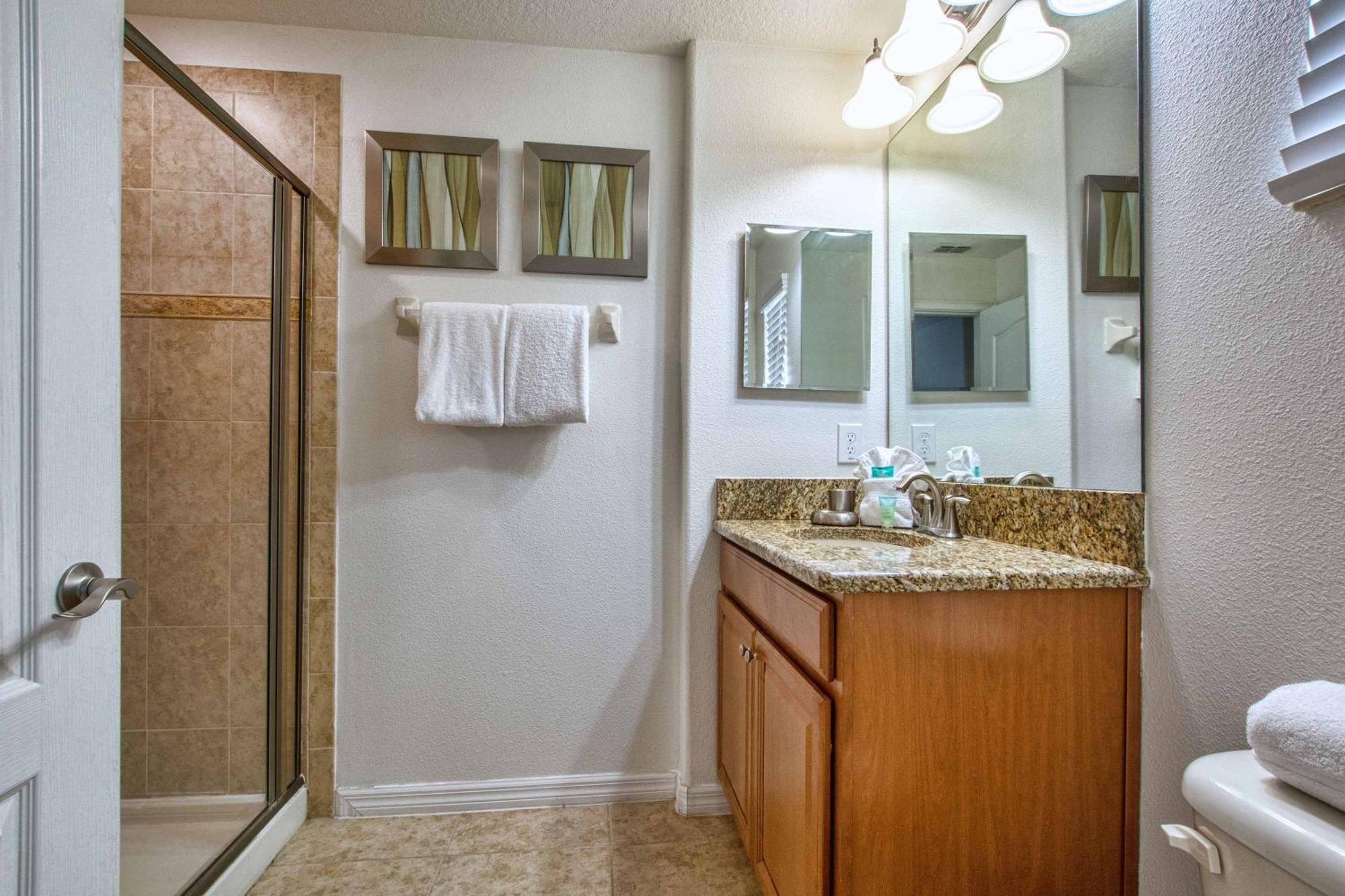 Storey Lake- 5 Bedroom Townhome W- Pool- 1600st Villa *