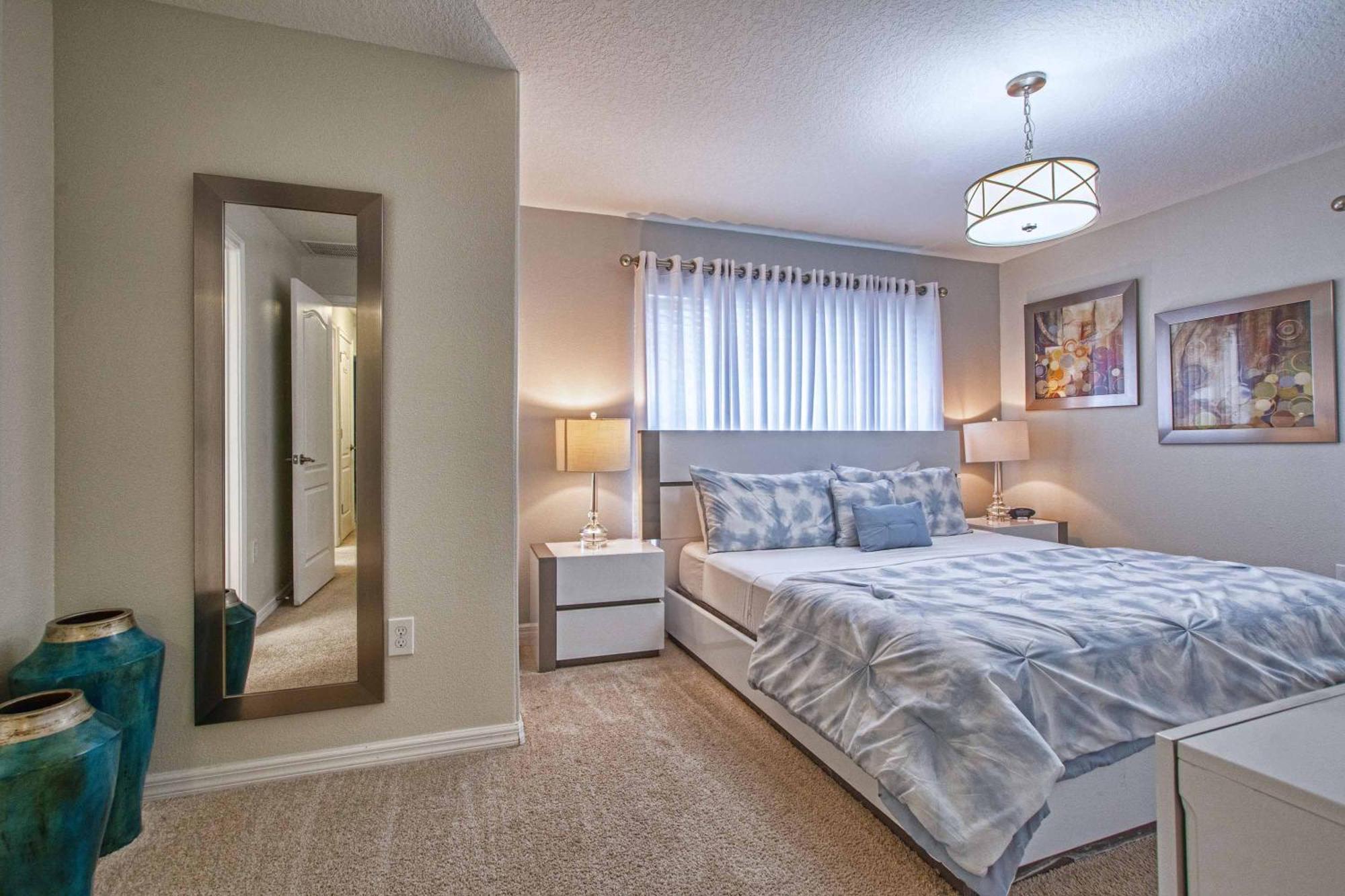Storey Lake- 5 Bedroom Townhome W- Pool- 1600st Villa