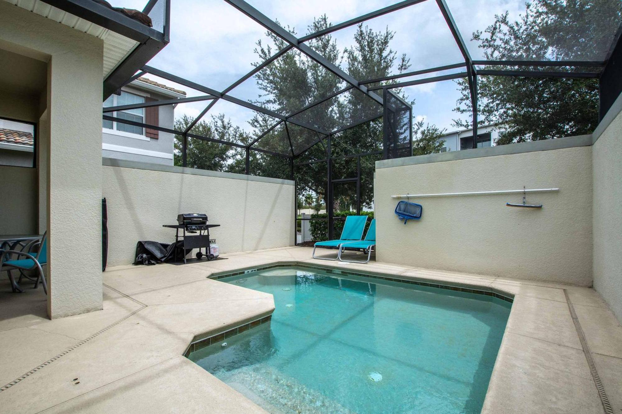 Villa Storey Lake- 5 Bedroom Townhome W- Pool- 1600st